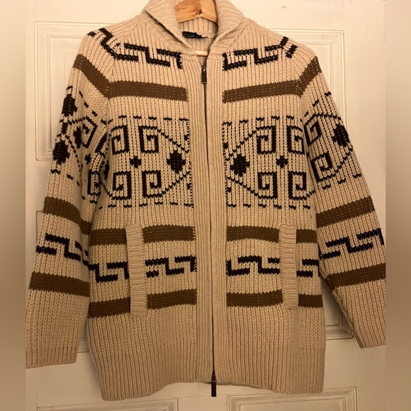 PENDLETON “Westerly” Cardigan- 100% lambs wool - dry clean only - Picture 2 of 6